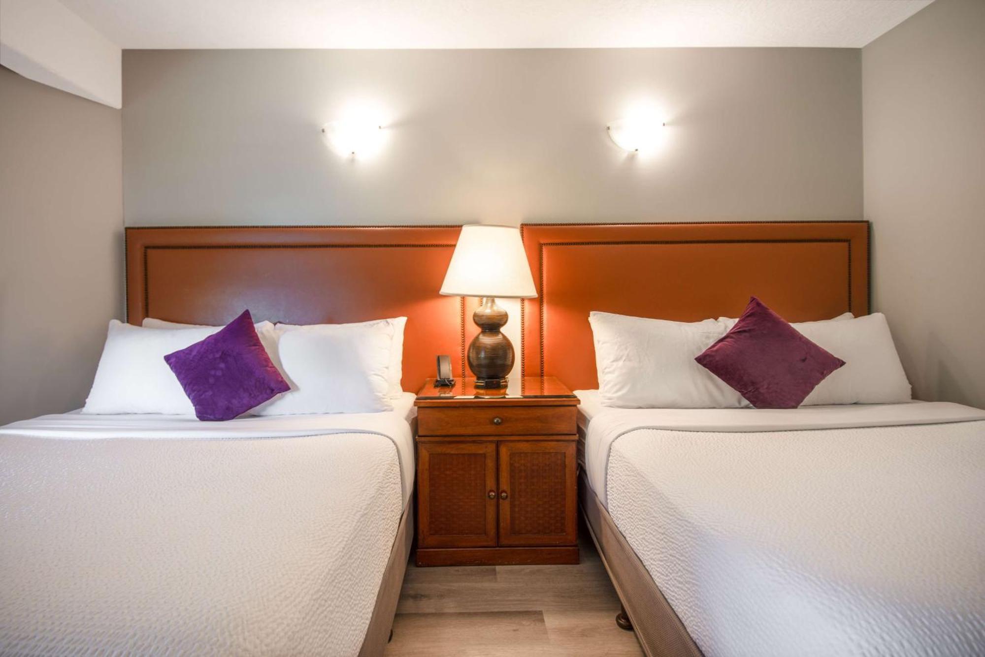 Coast Parksville Hotel 외부 사진
